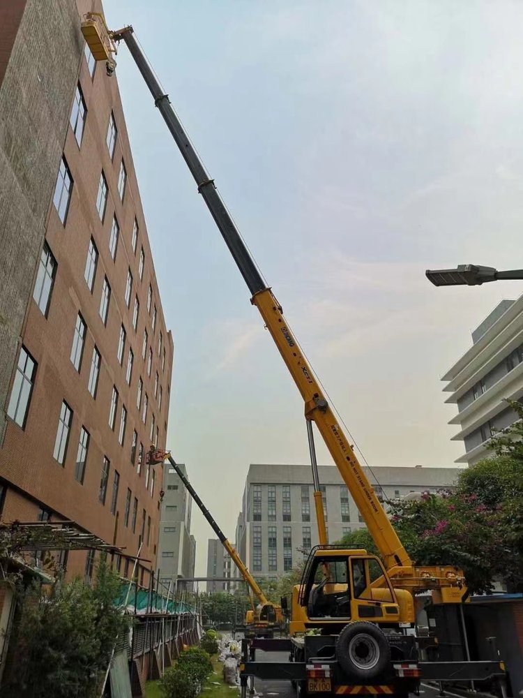 烟台莱山汽车吊出租哪家好，选择最靠谱的服务商指南