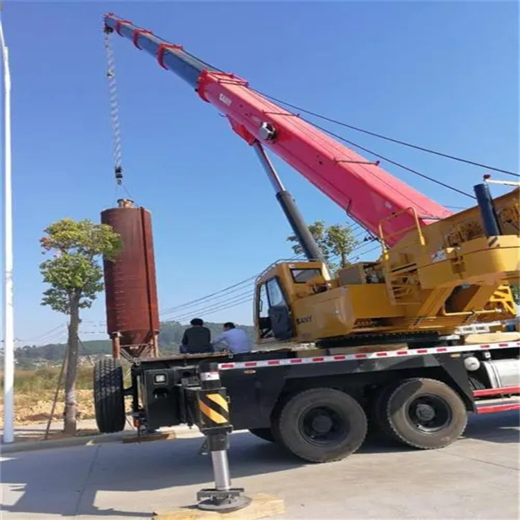 烟台莱山专业吊车租赁多少钱